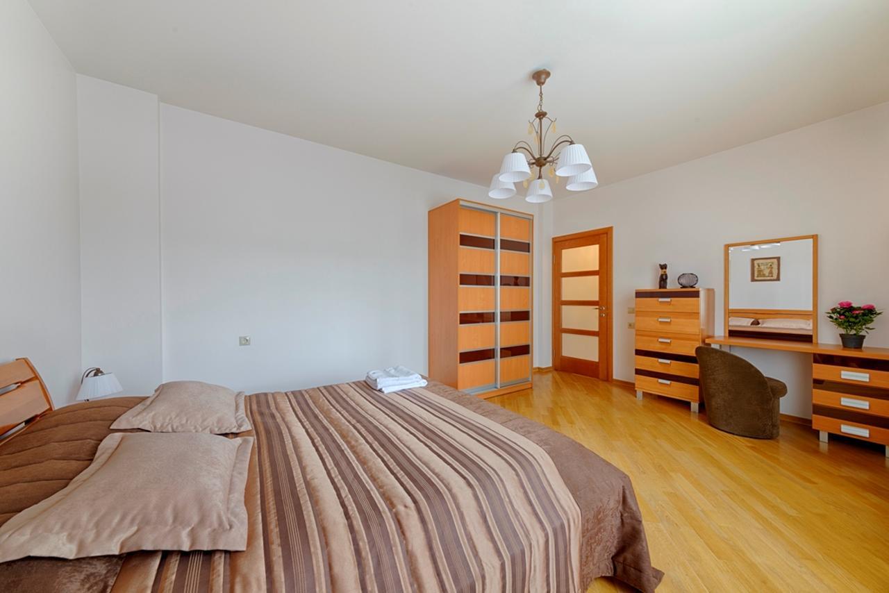 Arenda Apartments - Surganova,5A Мінськ Екстер'єр фото
